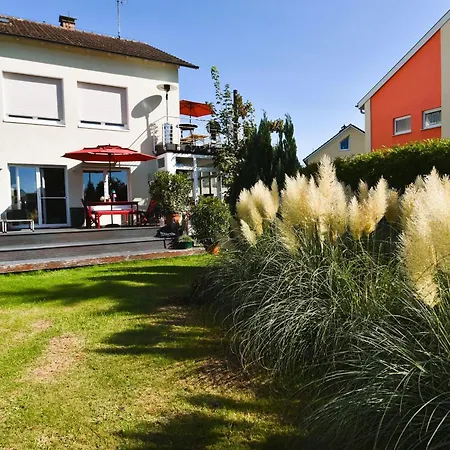 Sonnige 4 Gartenwohnung Naehe Fuer Bis Zu 6 Personen